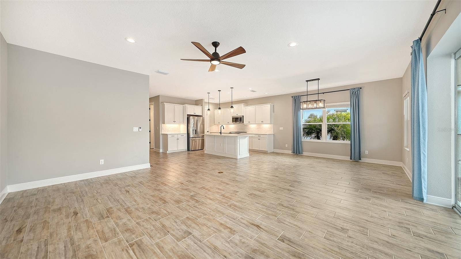 2806 BUTTERFLY JASMINE TRAIL, Sarasota, FL 34240 2806 BUTTERFLY JASMINE TRAIL, Sarasota, FL 34240