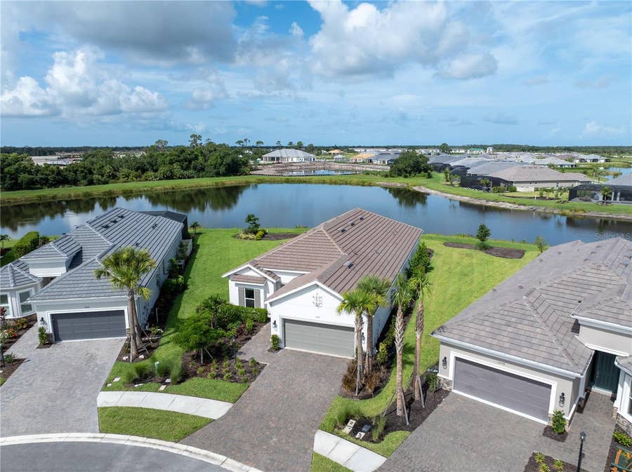Property photo for 10394 MORNING MIST LANE, Sarasota, FL