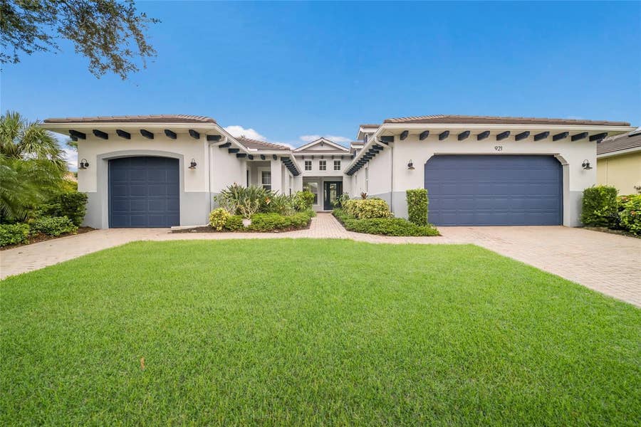 Property photo for 921 RIVERSCAPE STREET, Bradenton, FL