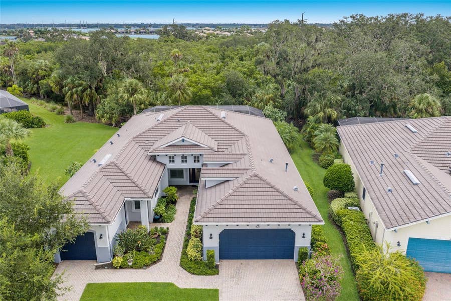 Property photo for 921 RIVERSCAPE STREET, Bradenton, FL