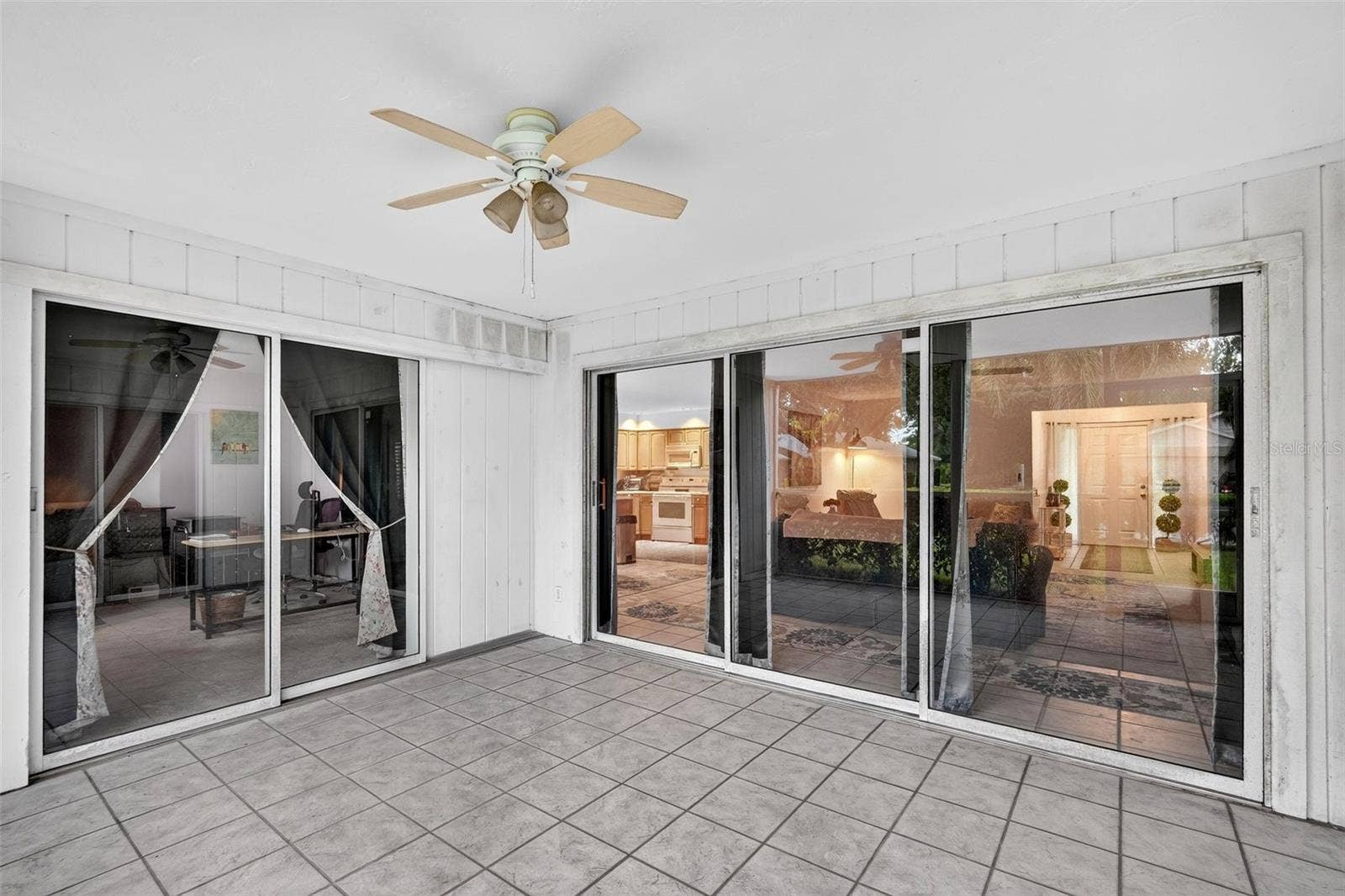 7283 ELEANOR CIRCLE, Sarasota, FL 34243 7283 ELEANOR CIRCLE, Sarasota, FL 34243