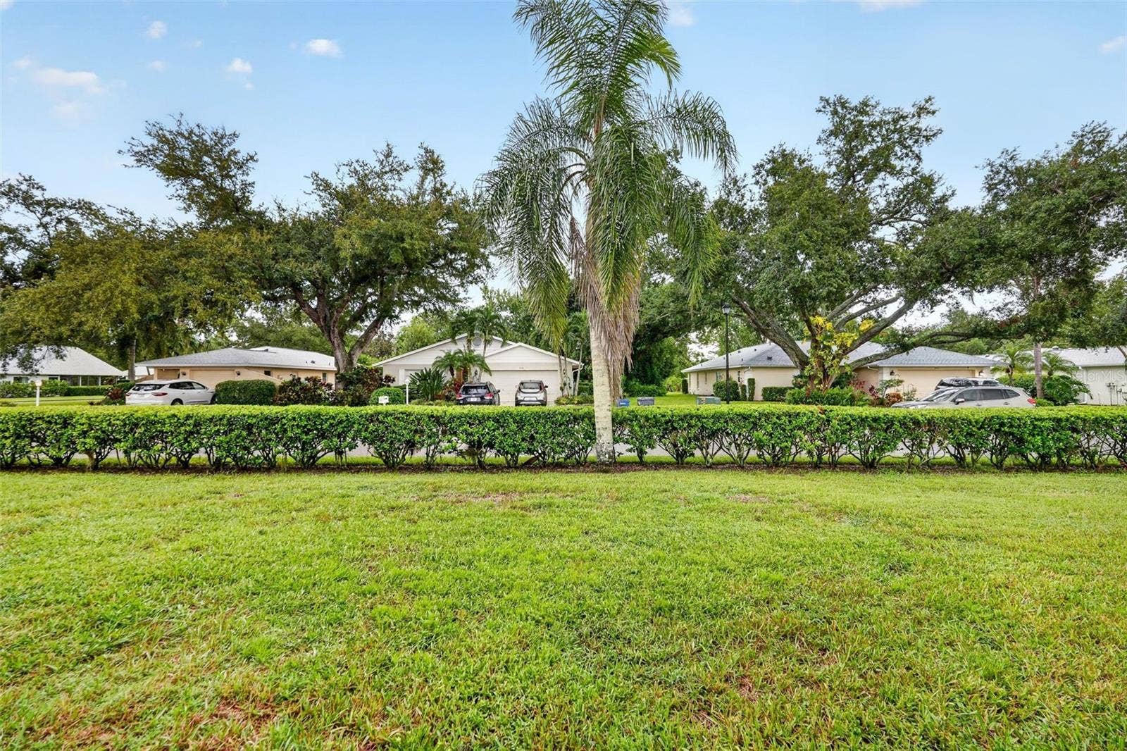 7283 ELEANOR CIRCLE, Sarasota, FL 34243 7283 ELEANOR CIRCLE, Sarasota, FL 34243