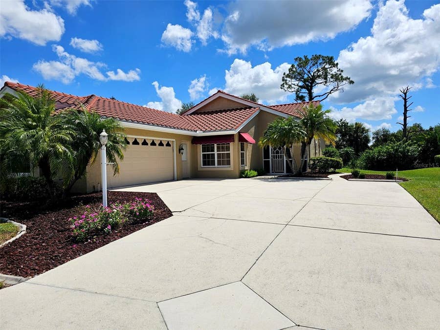 Property photo for 8351 CREEKVIEW LN, Englewood, FL