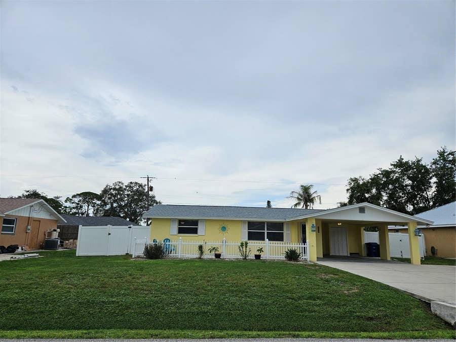 Property photo for 1190 LEEWARD ROAD, Venice, FL