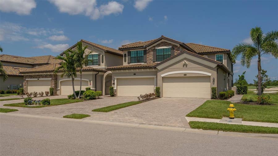 Property photo for 5916 WAKE FOREST RUN, #103, Bradenton, FL