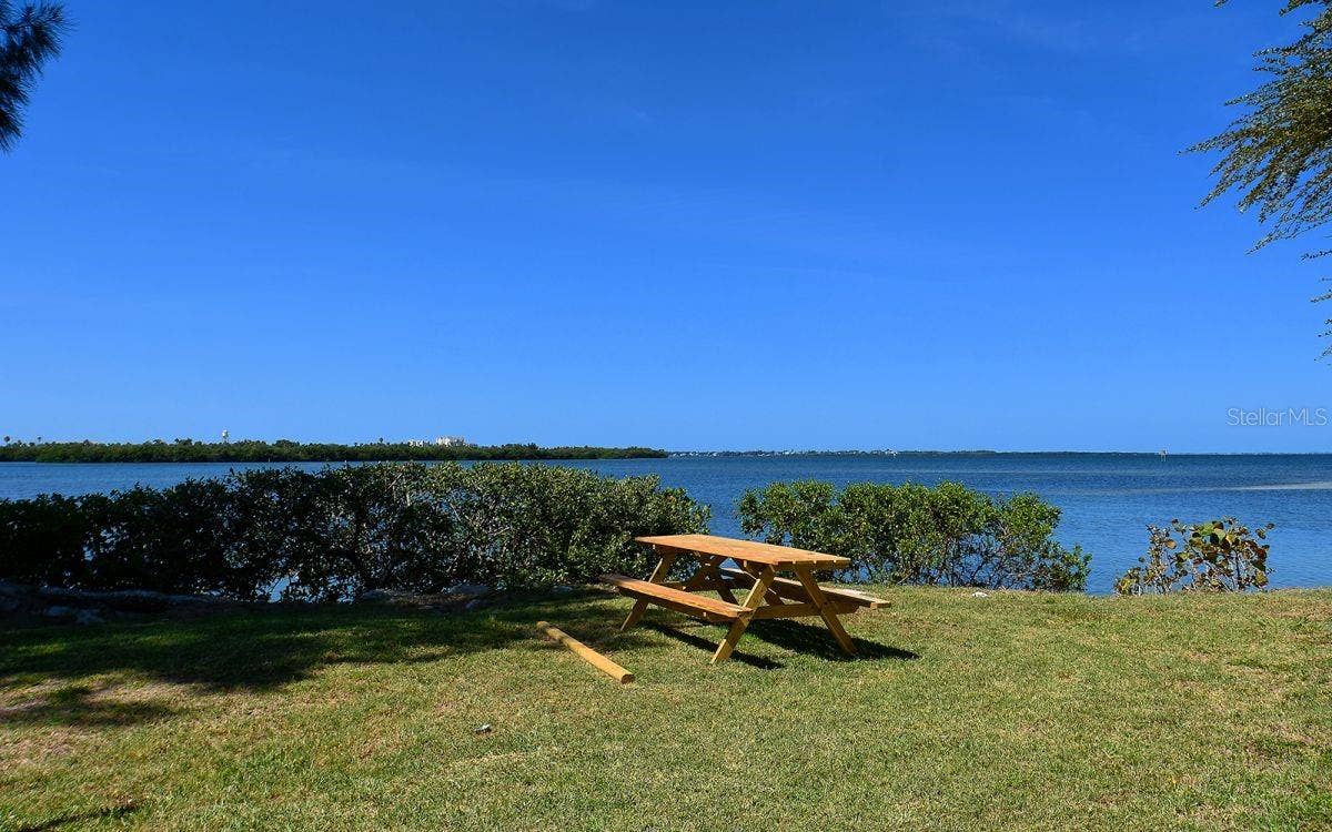 452 50TH STREET W, Palmetto, FL 34221 452 50TH STREET W, Palmetto, FL 34221