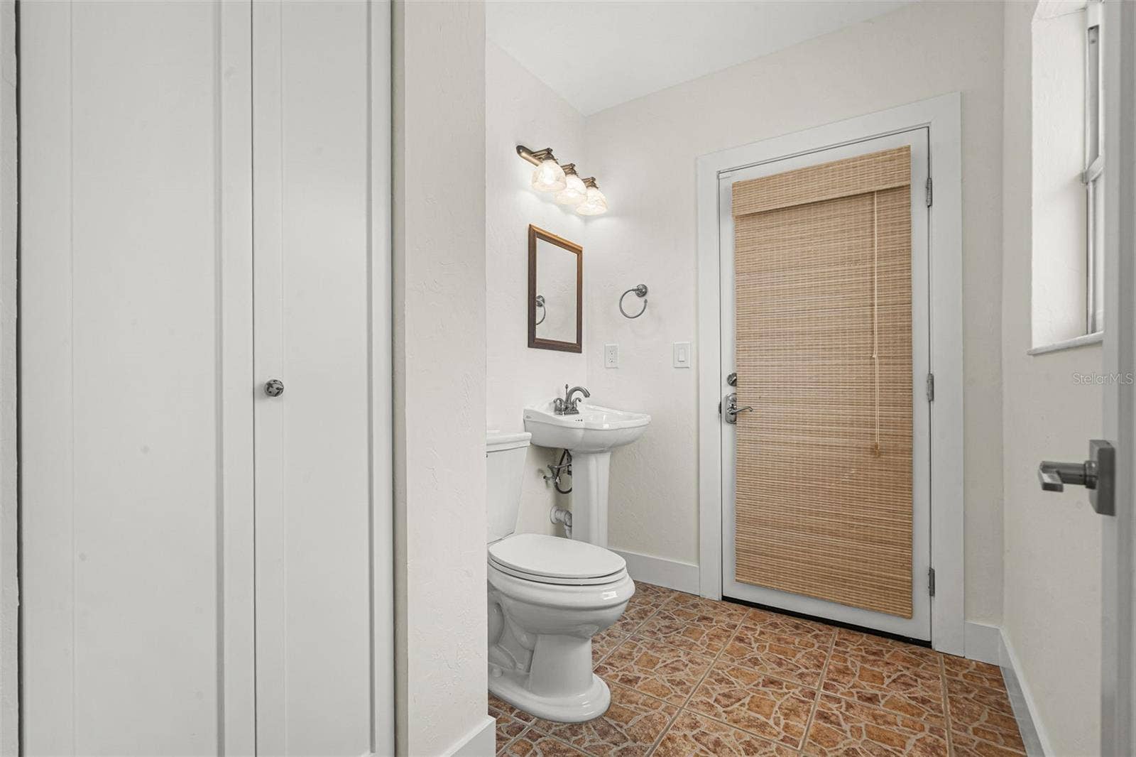 452 50TH STREET W, Palmetto, FL 34221 452 50TH STREET W, Palmetto, FL 34221