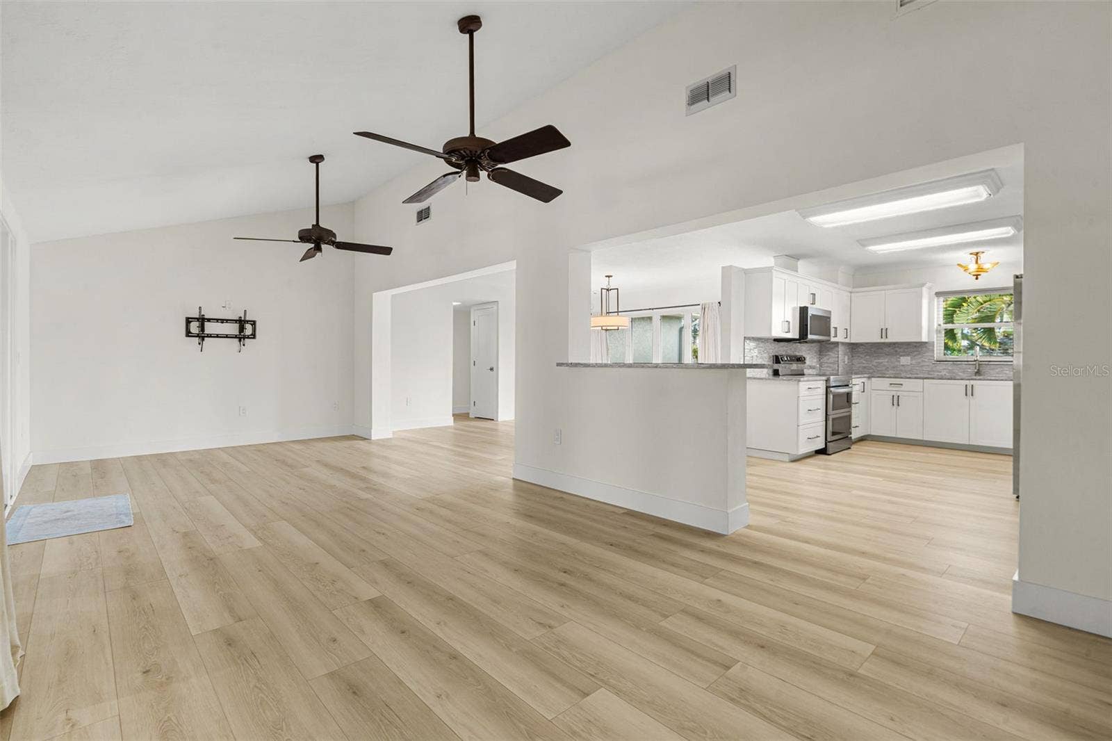 452 50TH STREET W, Palmetto, FL 34221 452 50TH STREET W, Palmetto, FL 34221