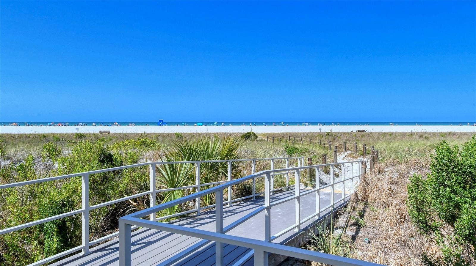 Enjoy the world-famous white quartz sand of Siesta Key Beach just minutes from home.