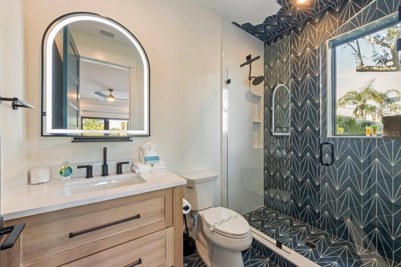 515 LOQUAT DRIVE, Anna Maria, FL 34216