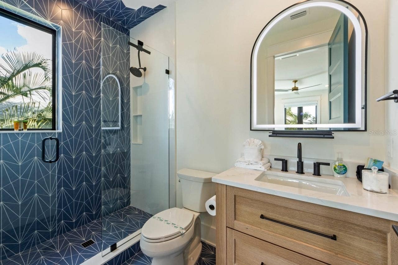 515 LOQUAT DRIVE, Anna Maria, FL 34216