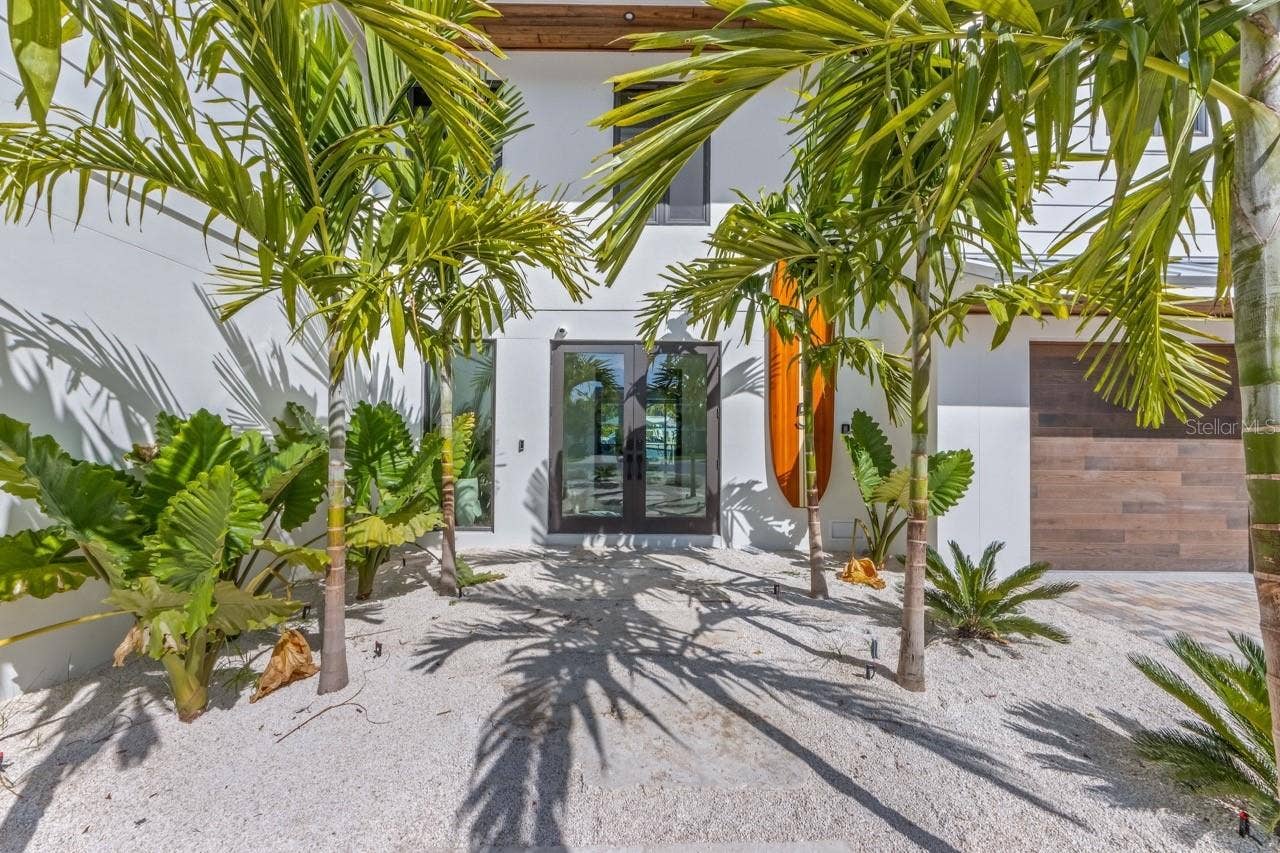 515 LOQUAT DRIVE, Anna Maria, FL 34216