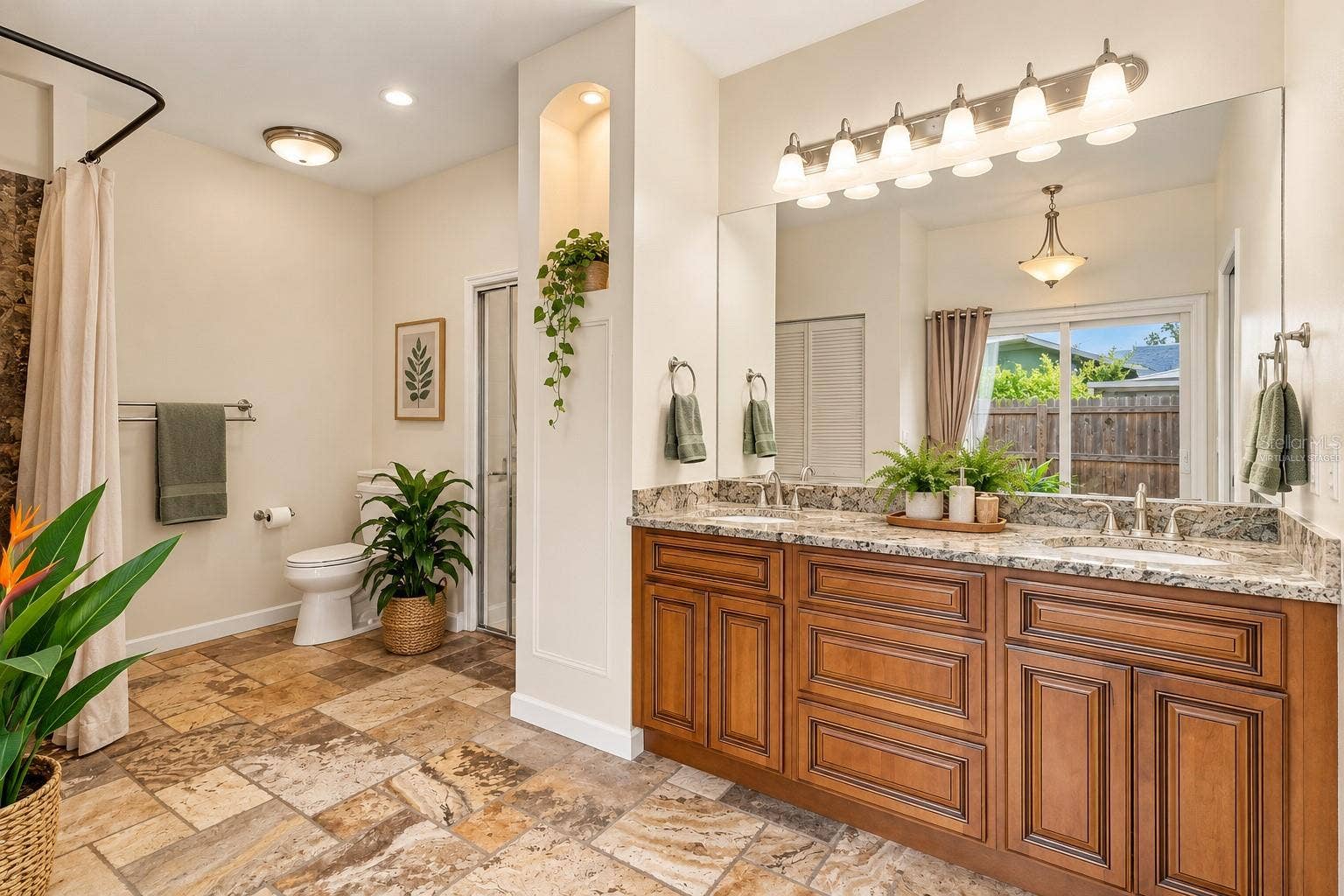 MASTER BATH - virtually staged