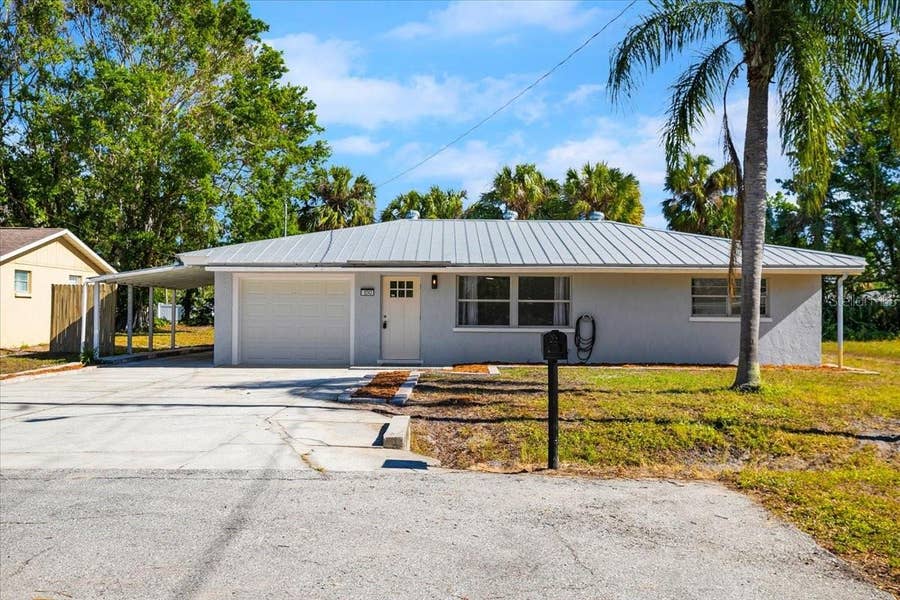 Property photo for 6243 CARLTON AVENUE, Sarasota, FL
