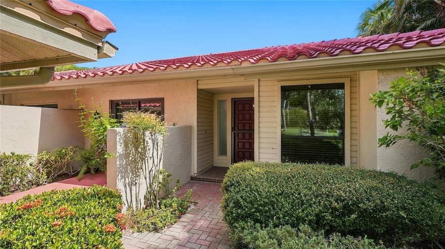 Property photo for 4802 KESTRAL PARK CIRCLE, #22, Sarasota, FL