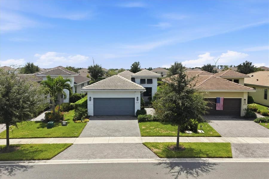 Property photo for 5224 BARNETT CIRCLE, Bradenton, FL