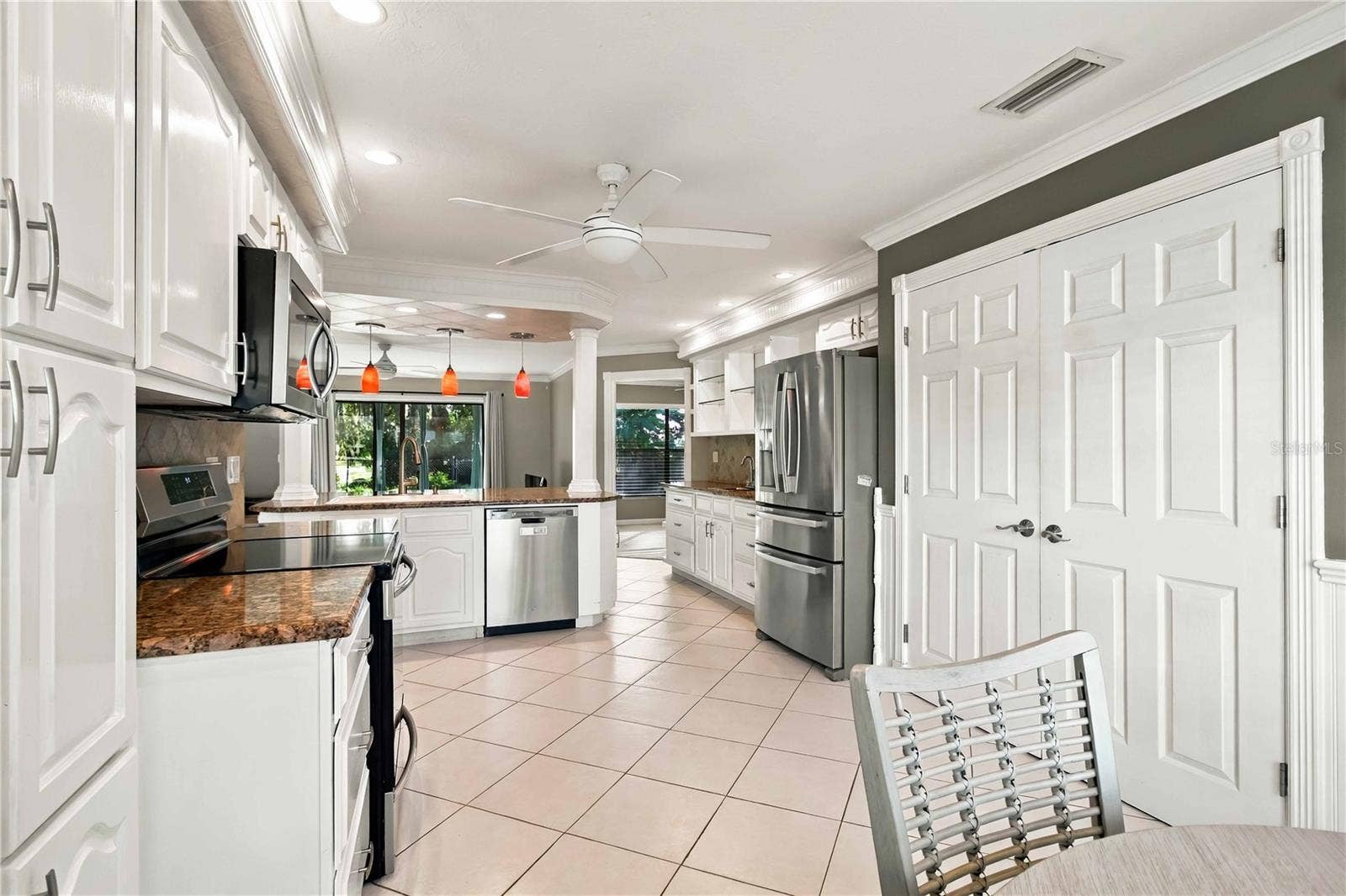 4271 BERKSHIRE DRIVE, Sarasota, FL 34241 4271 BERKSHIRE DRIVE, Sarasota, FL 34241