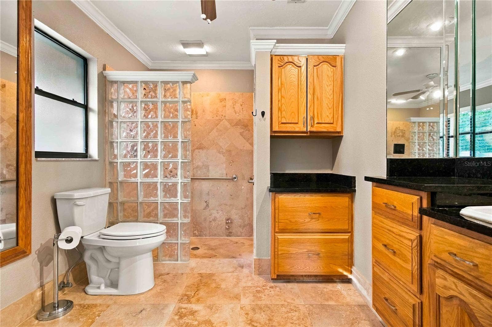4271 BERKSHIRE DRIVE, Sarasota, FL 34241 4271 BERKSHIRE DRIVE, Sarasota, FL 34241
