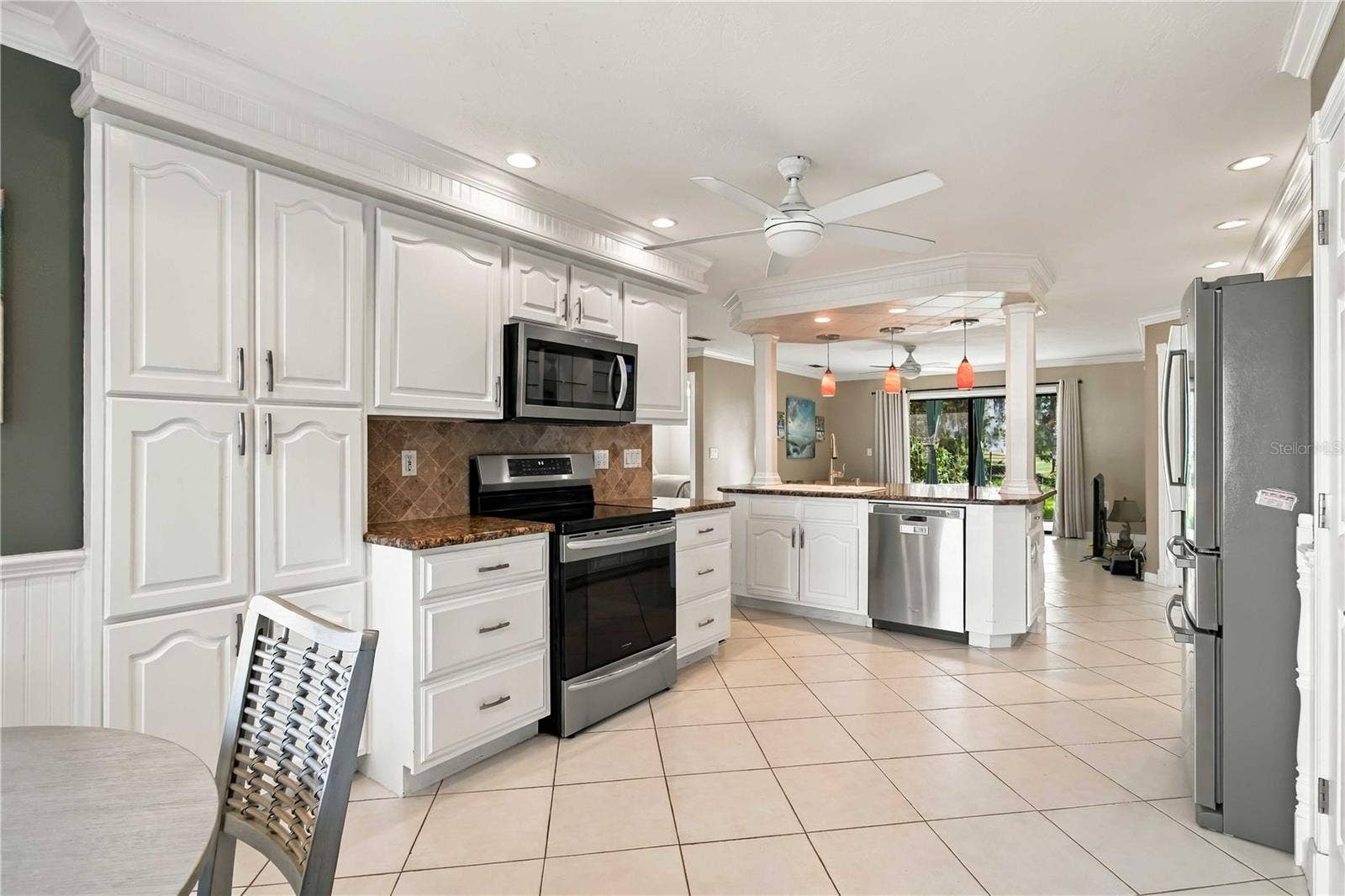 4271 BERKSHIRE DRIVE, Sarasota, FL 34241 4271 BERKSHIRE DRIVE, Sarasota, FL 34241