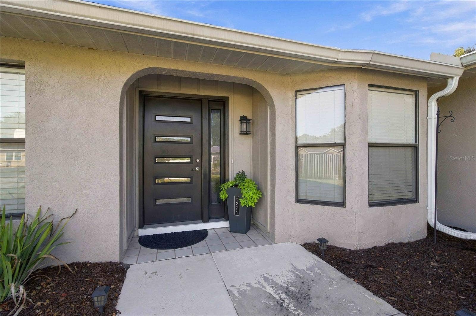 4271 BERKSHIRE DRIVE, Sarasota, FL 34241 4271 BERKSHIRE DRIVE, Sarasota, FL 34241