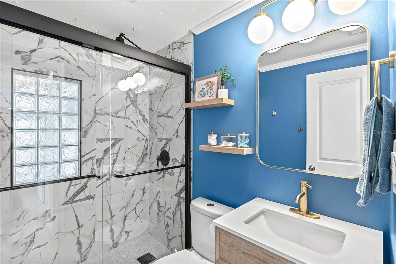 315 AZALEA ROAD, Venice, FL 34293