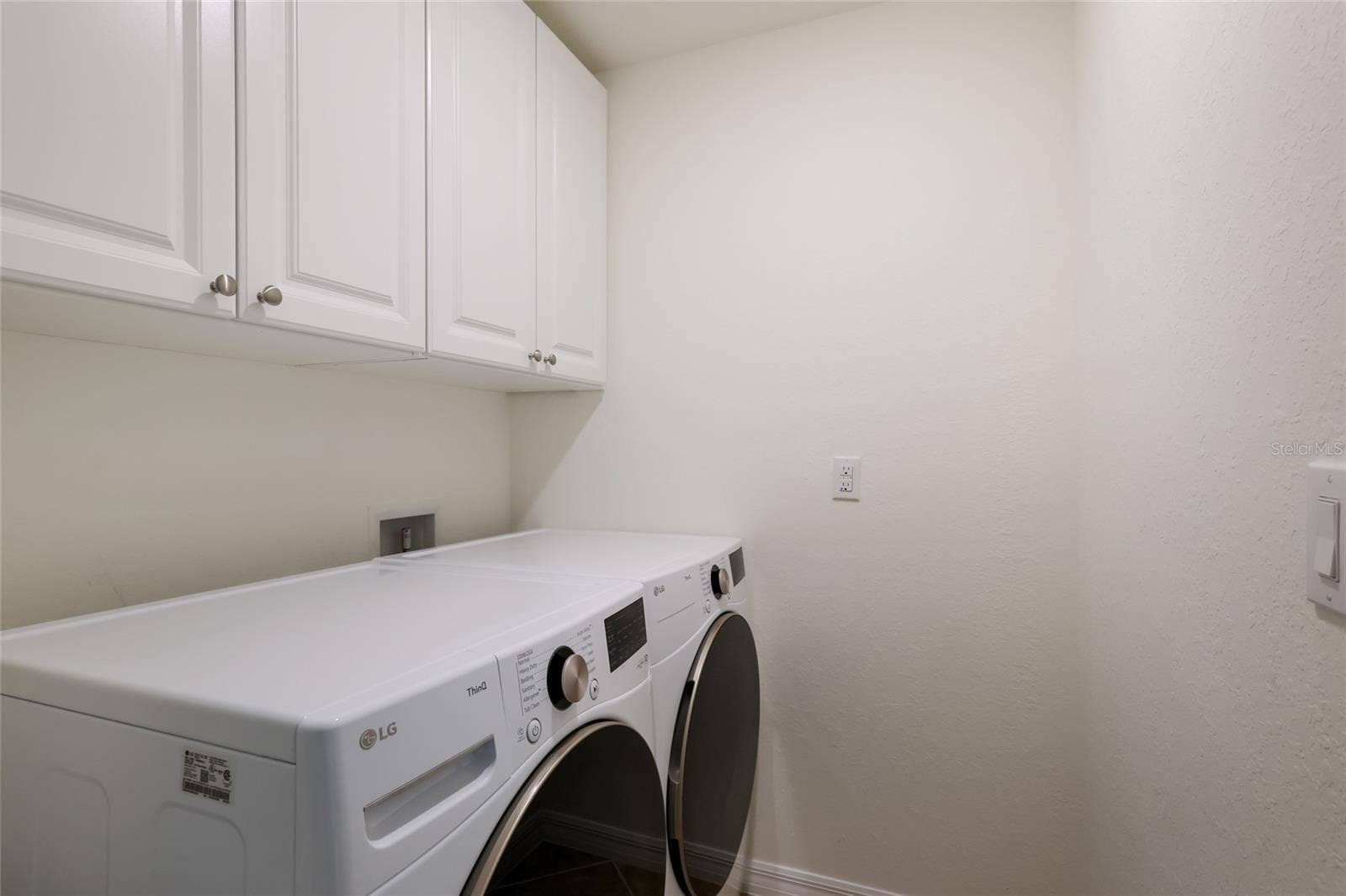 5614 PALMER CIRCLE, #206, Bradenton, FL 34211 5614 PALMER CIRCLE, #206, Bradenton, FL 34211