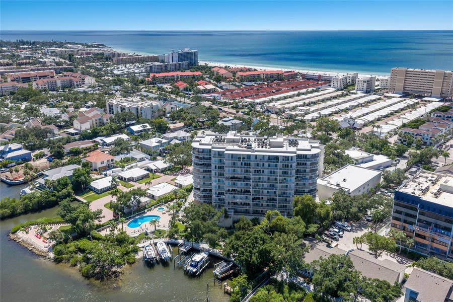 Property photo for 1640 SUMMERHOUSE LANE, #40, Sarasota, FL