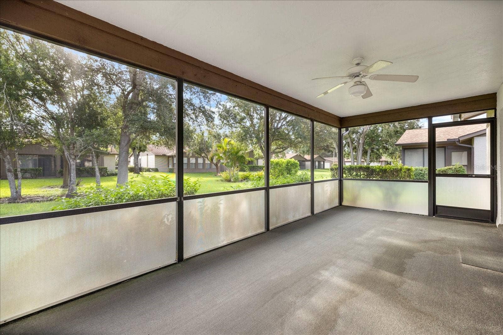 462 OAK HILL CIRCLE, #5, Sarasota, FL 34232 462 OAK HILL CIRCLE, #5, Sarasota, FL 34232
