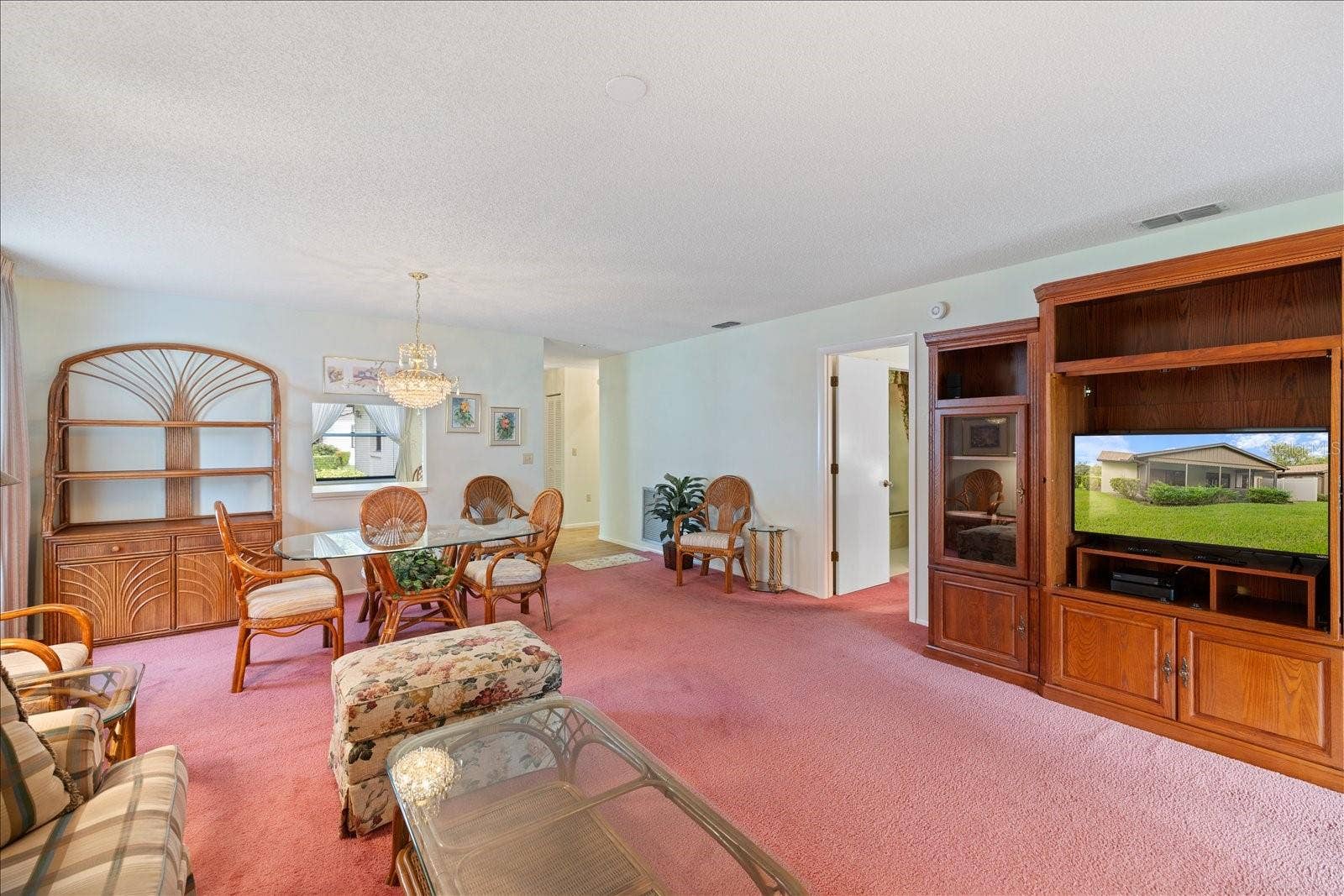 462 OAK HILL CIRCLE, #5, Sarasota, FL 34232 462 OAK HILL CIRCLE, #5, Sarasota, FL 34232