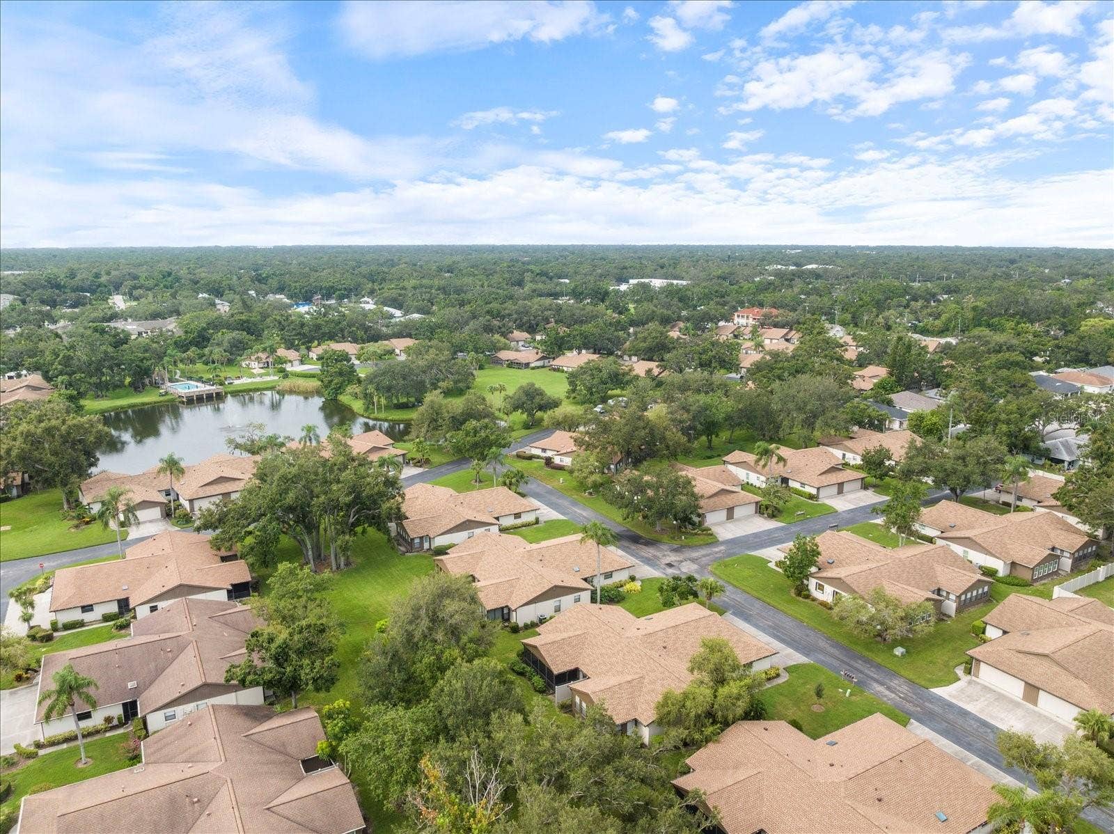 462 OAK HILL CIRCLE, #5, Sarasota, FL 34232 462 OAK HILL CIRCLE, #5, Sarasota, FL 34232