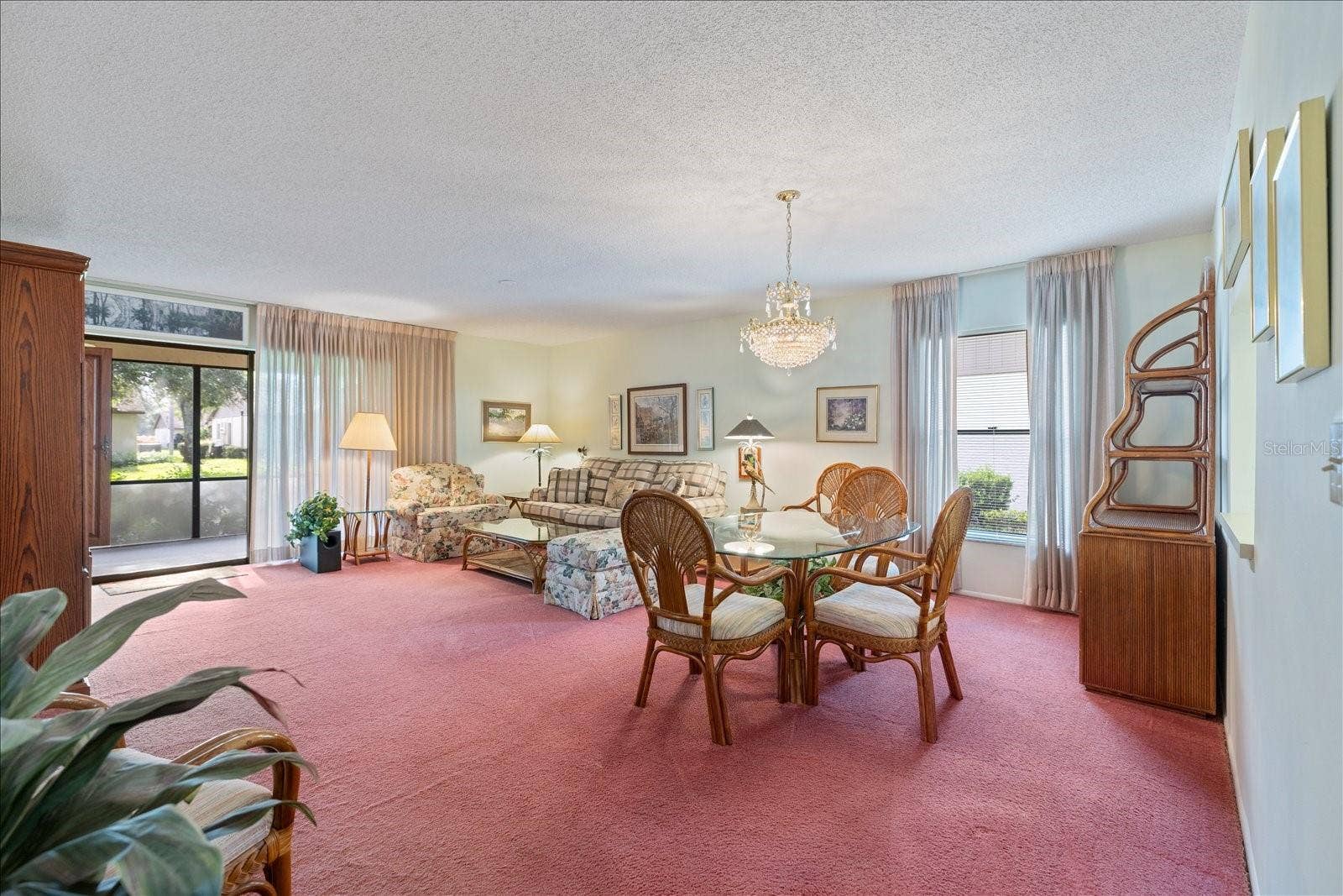 462 OAK HILL CIRCLE, #5, Sarasota, FL 34232 462 OAK HILL CIRCLE, #5, Sarasota, FL 34232