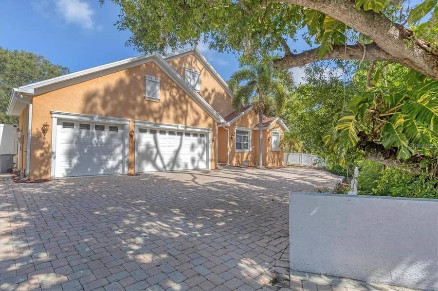Property photo for 4250 SWIFT ROAD, Sarasota, FL