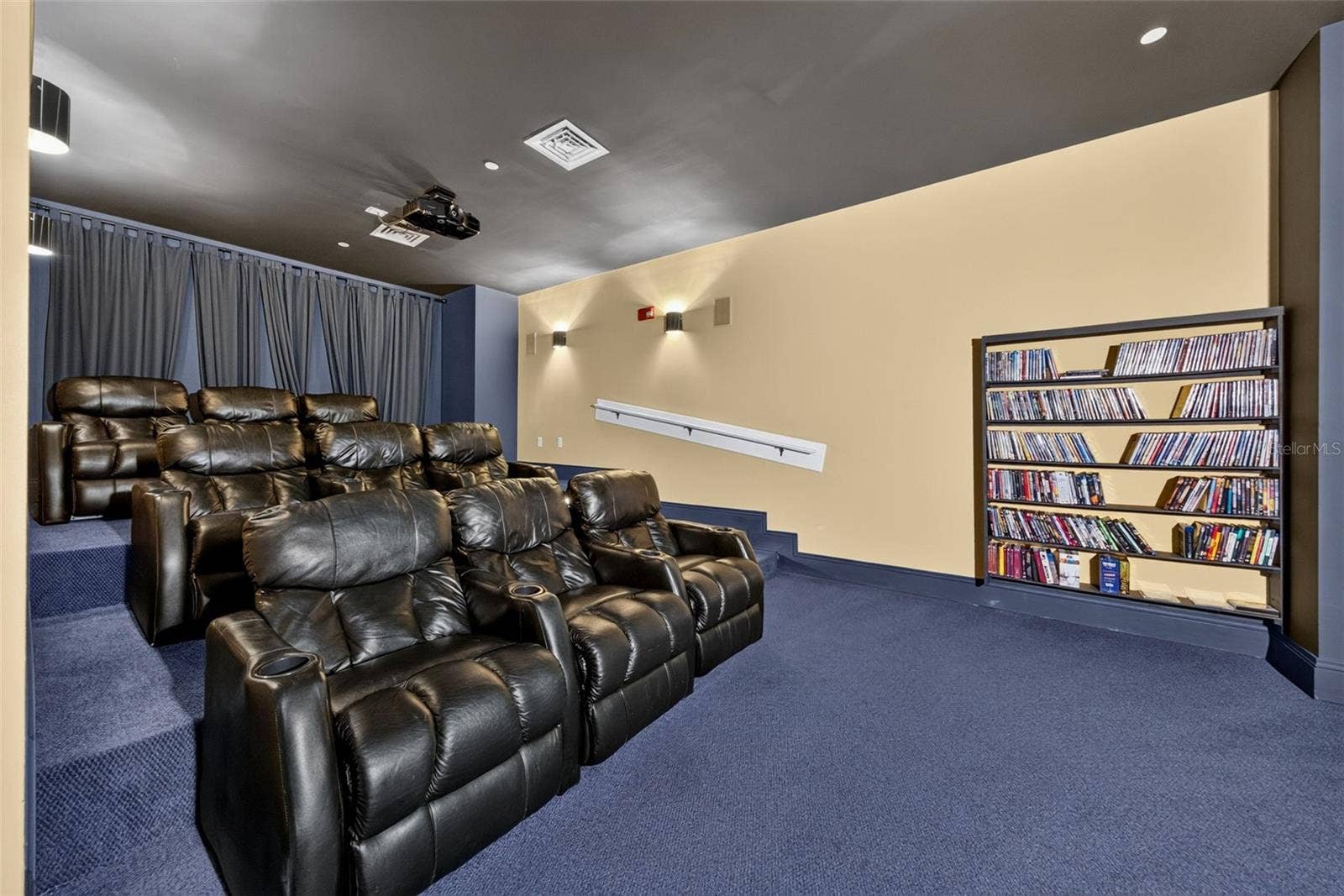 130 RIVIERA DUNES WAY, #703, Palmetto, FL 34221 130 RIVIERA DUNES WAY, #703, Palmetto, FL 34221