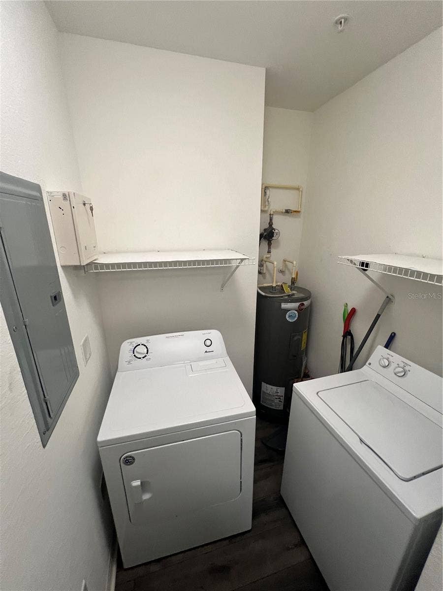 8341 38TH STREET CIRCLE E, #202, Sarasota, FL 34243 8341 38TH STREET CIRCLE E, #202, Sarasota, FL 34243