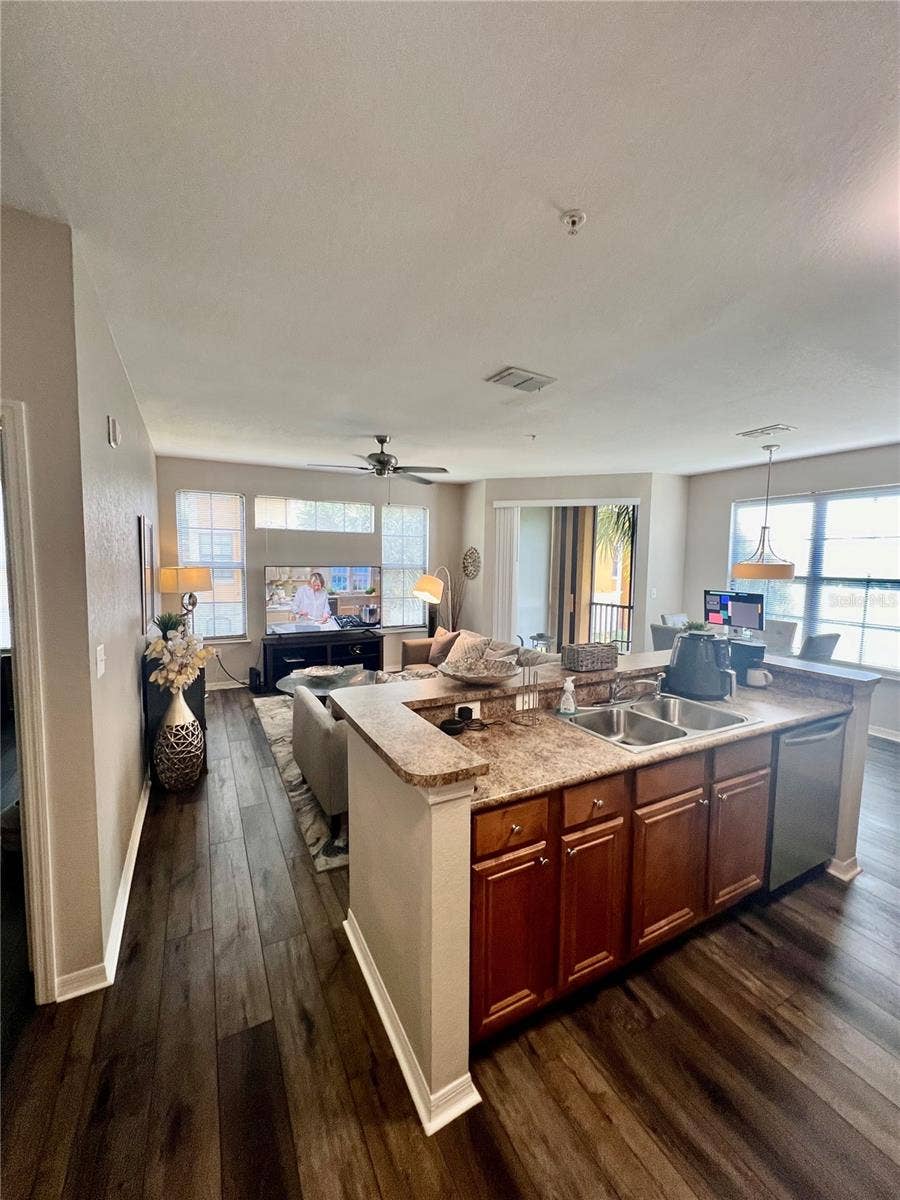 8341 38TH STREET CIRCLE E, #202, Sarasota, FL 34243 8341 38TH STREET CIRCLE E, #202, Sarasota, FL 34243