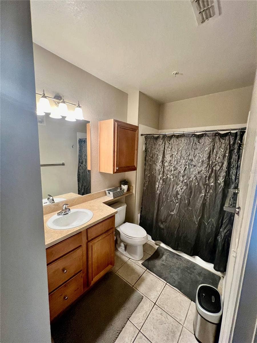 8341 38TH STREET CIRCLE E, #202, Sarasota, FL 34243 8341 38TH STREET CIRCLE E, #202, Sarasota, FL 34243