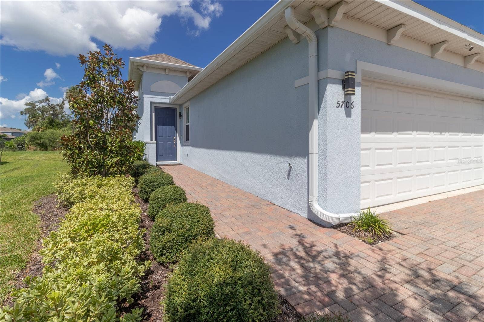 5706 MEZZANA RUN, Palmetto, FL 34221 Left Private Walk-up