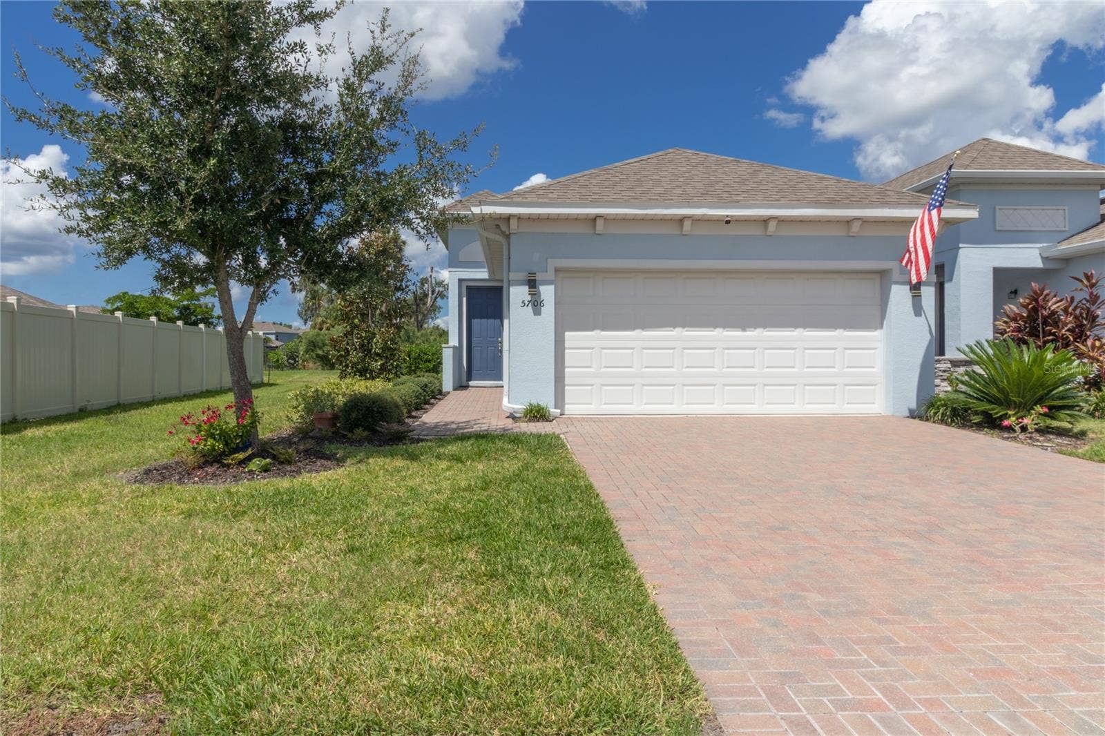 5706 MEZZANA RUN, Palmetto, FL 34221 Front of Villa