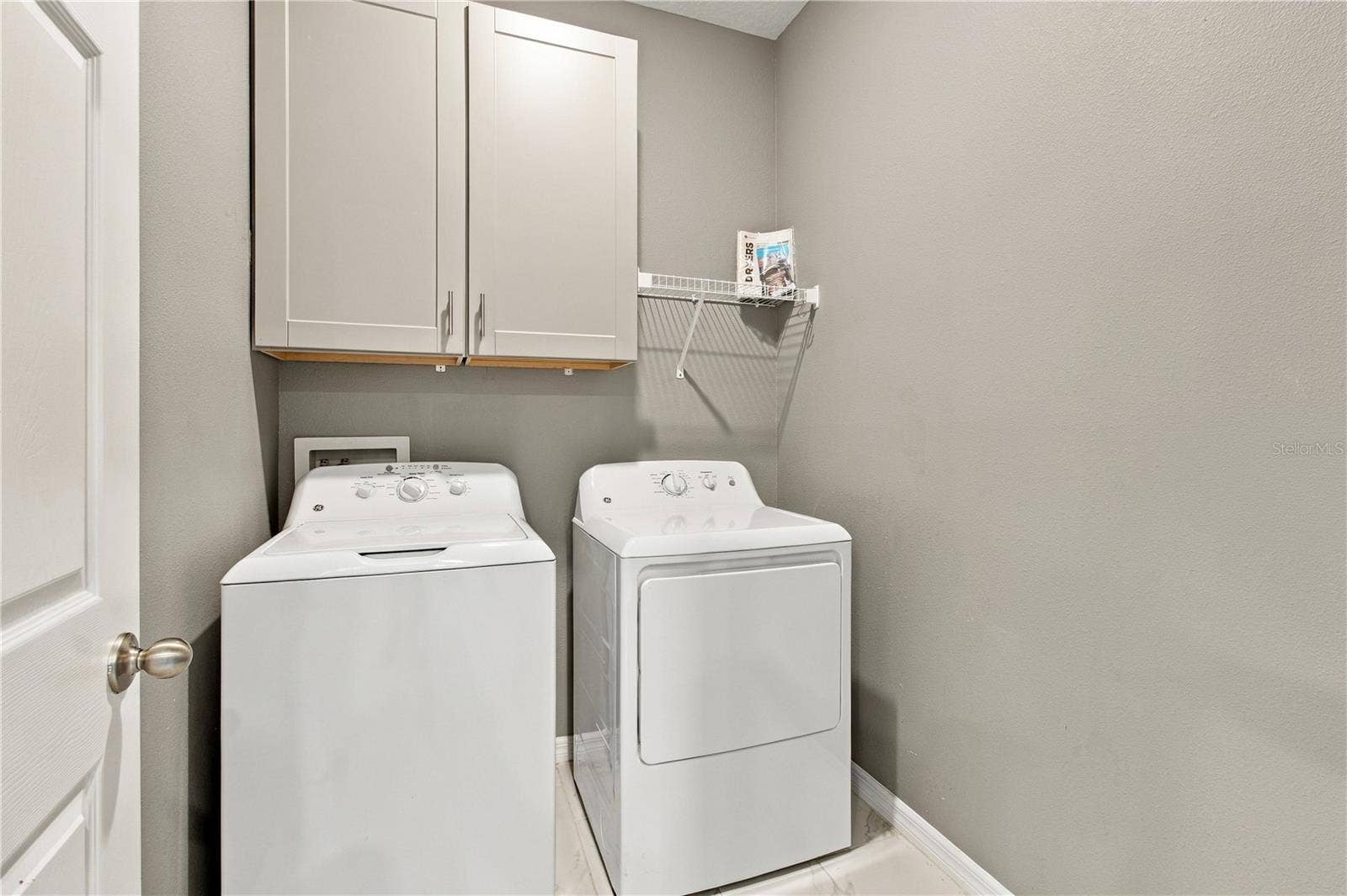 5706 MEZZANA RUN, Palmetto, FL 34221 Laundry Room w/Storage Cabinet, Shelving & Brand New Washer & Dryer