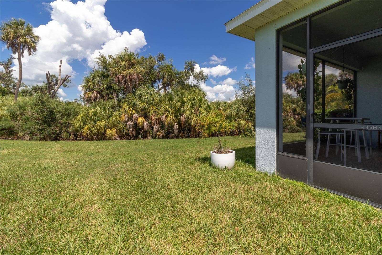 5706 MEZZANA RUN, Palmetto, FL 34221 Side & Backyard to Lanai Entry