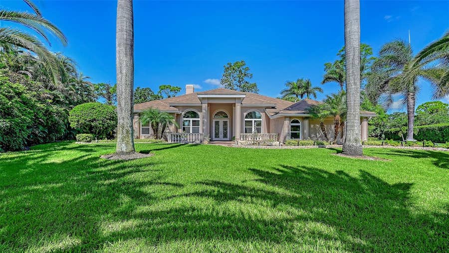 Property photo for 8866 BLOOMFIELD BOULEVARD, Sarasota, FL