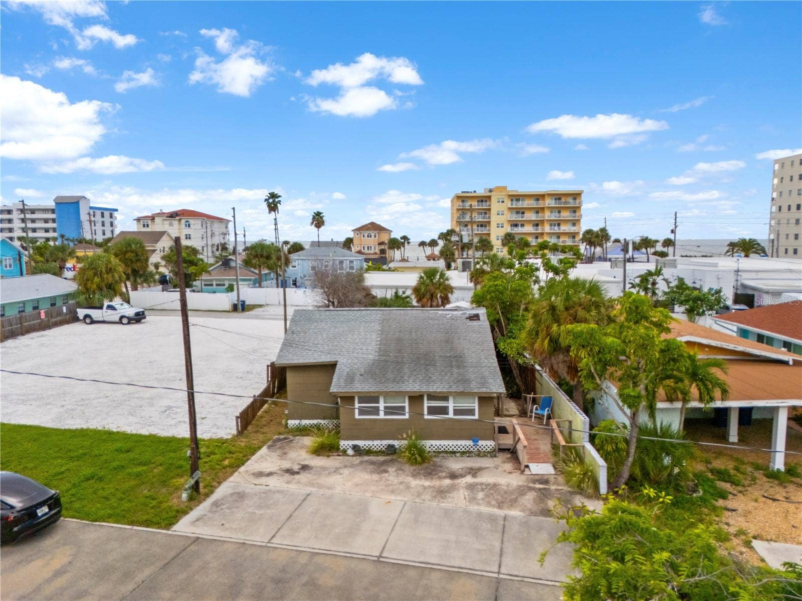 13418 1ST STREET E, Madeira Beach, FL 33708