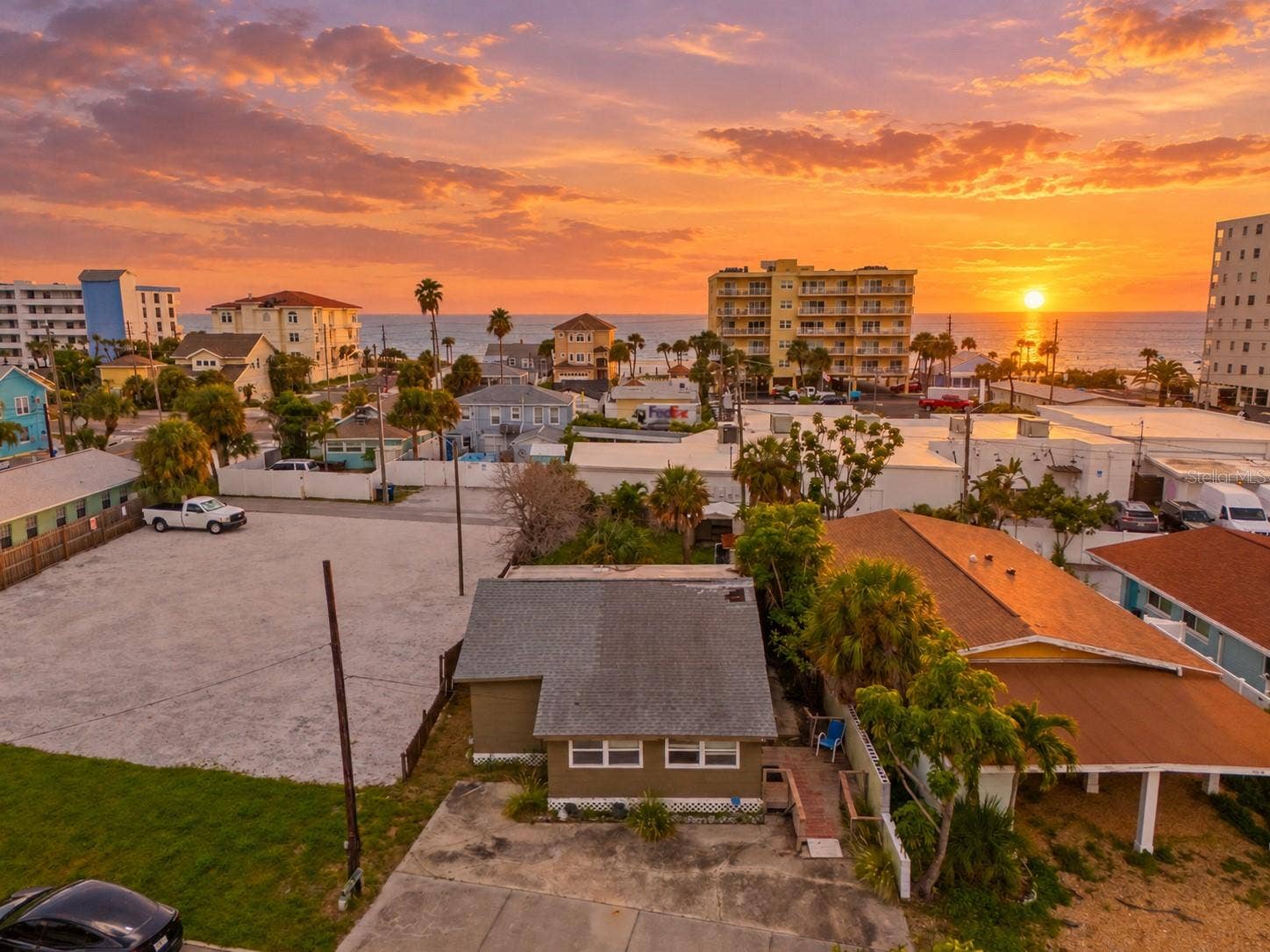 13418 1ST STREET E, Madeira Beach, FL 33708