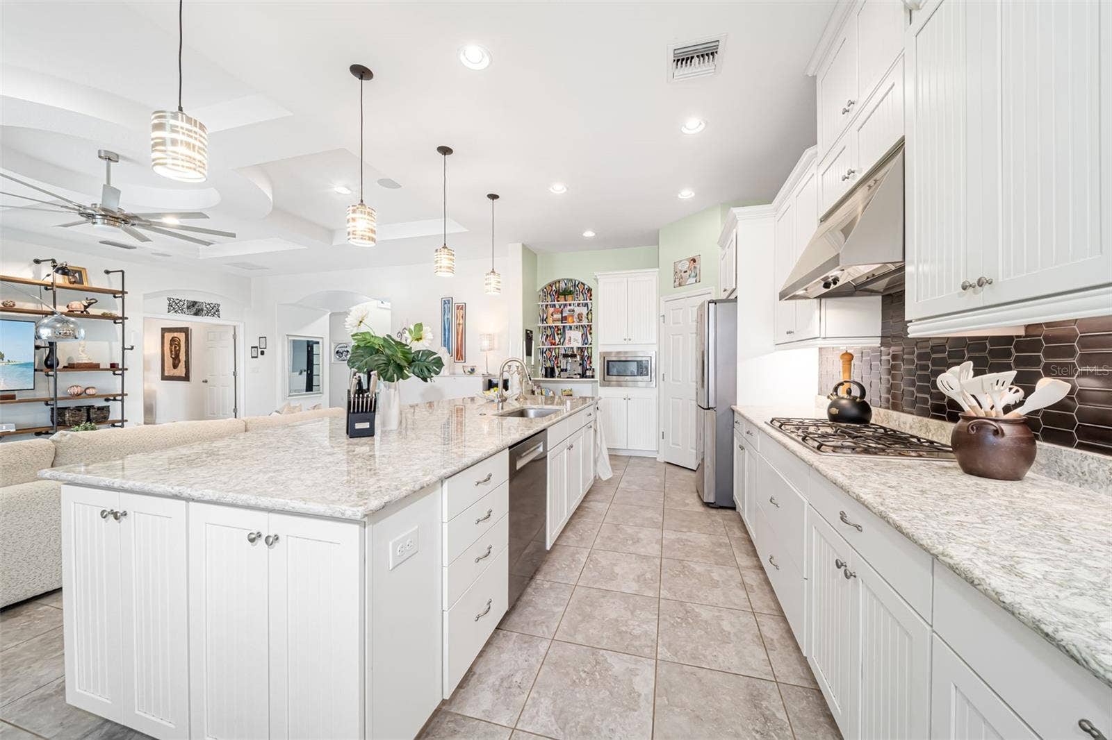 6195 ANISE DRIVE, Sarasota, FL 34238