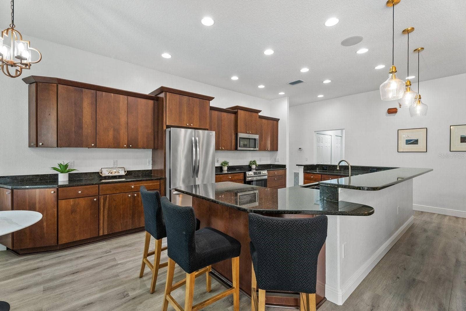 7303 WEEPING WILLOW DRIVE, Sarasota, FL 34241 7303 WEEPING WILLOW DRIVE, Sarasota, FL 34241