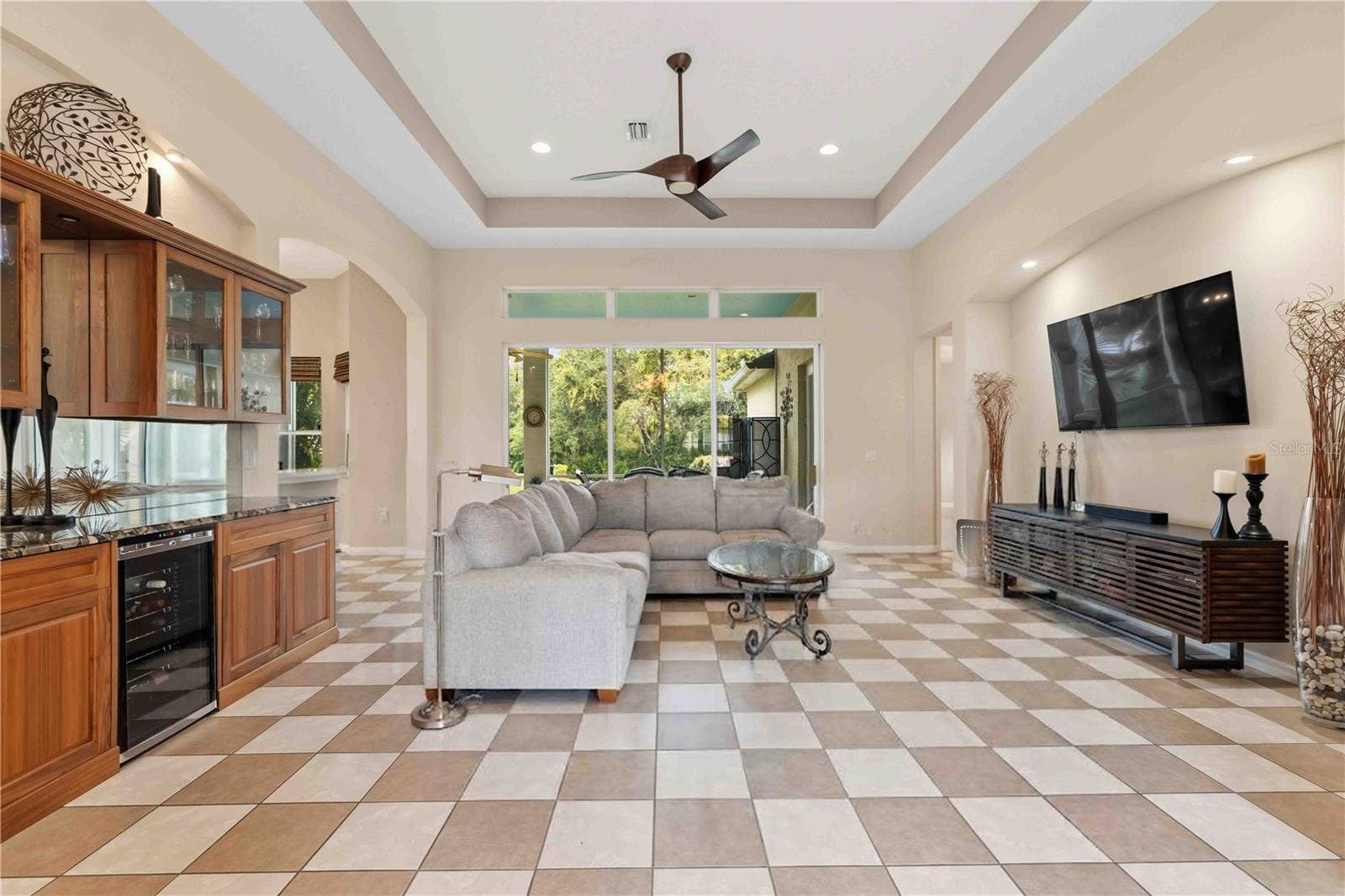 7907 ASHLEY CIRCLE, Bradenton, FL 34201 7907 ASHLEY CIRCLE, Bradenton, FL 34201