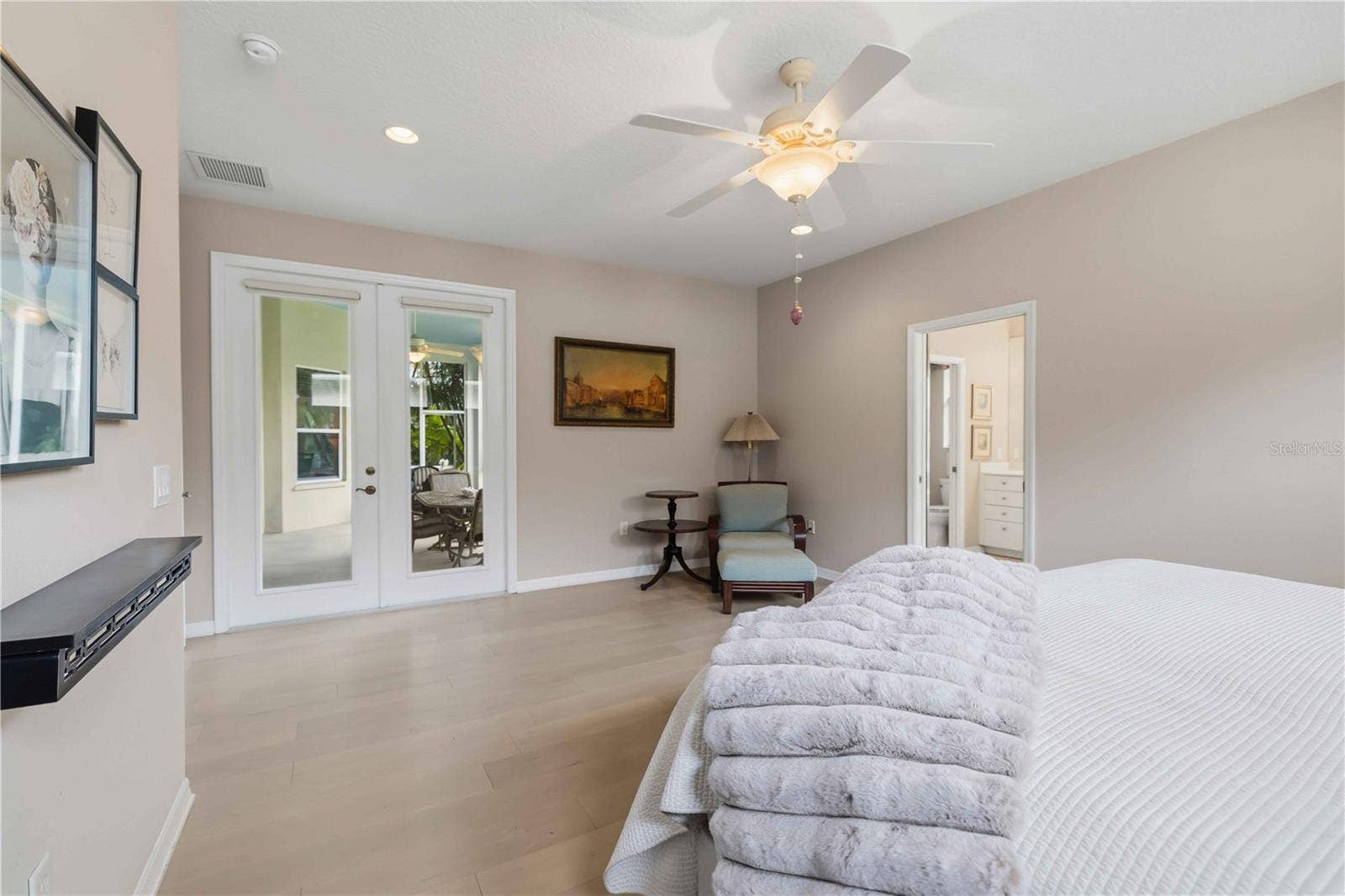 7907 ASHLEY CIRCLE, Bradenton, FL 34201 7907 ASHLEY CIRCLE, Bradenton, FL 34201