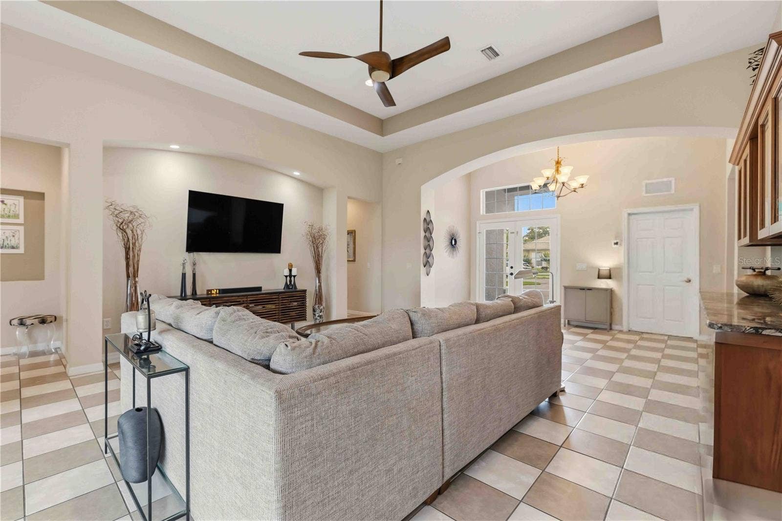 7907 ASHLEY CIRCLE, Bradenton, FL 34201 7907 ASHLEY CIRCLE, Bradenton, FL 34201