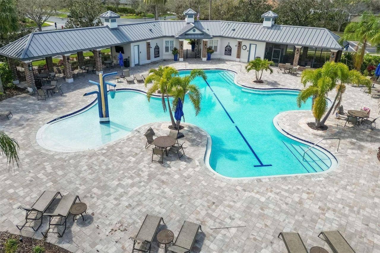 7907 ASHLEY CIRCLE, Bradenton, FL 34201 7907 ASHLEY CIRCLE, Bradenton, FL 34201