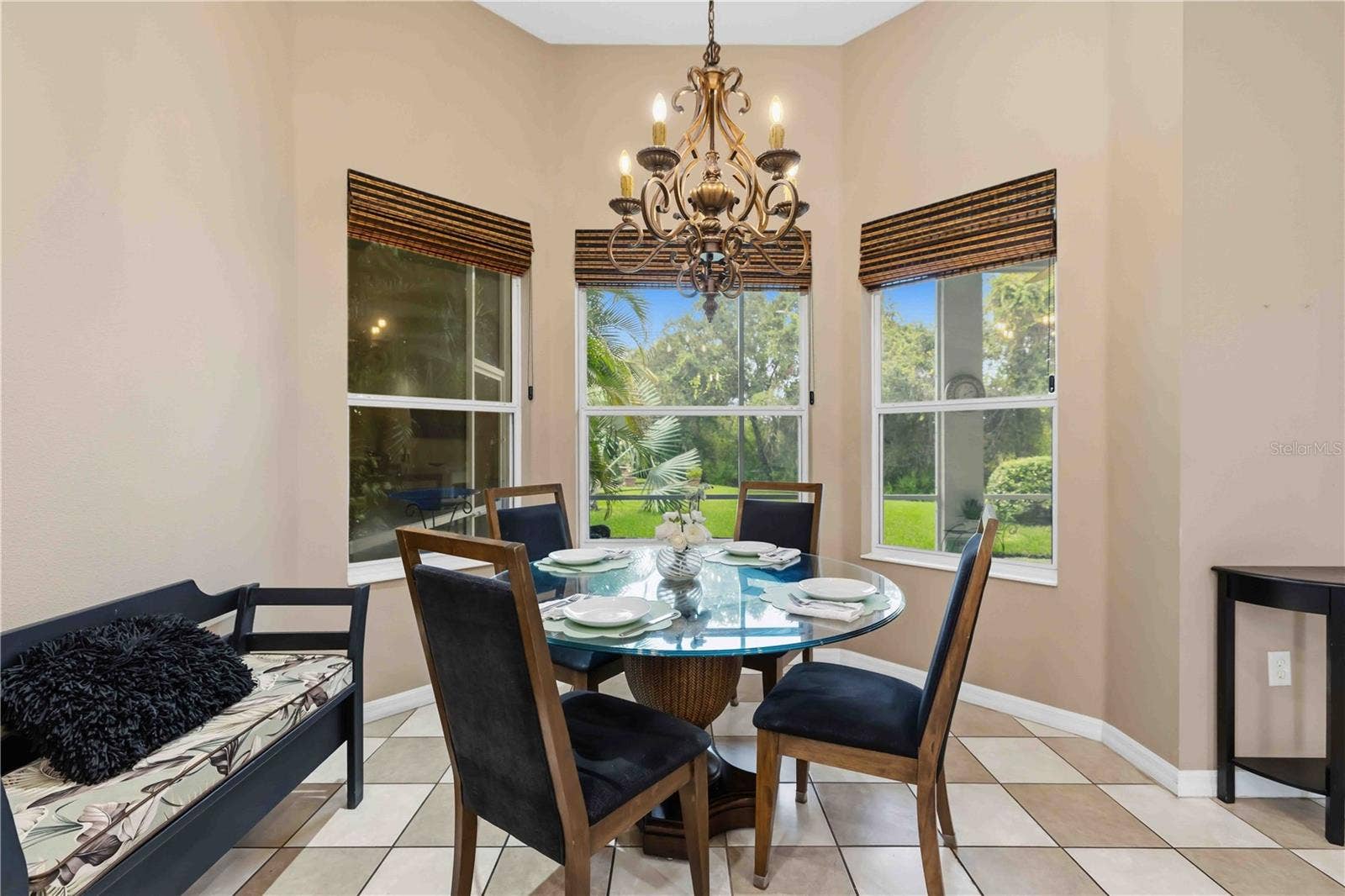 7907 ASHLEY CIRCLE, Bradenton, FL 34201 7907 ASHLEY CIRCLE, Bradenton, FL 34201